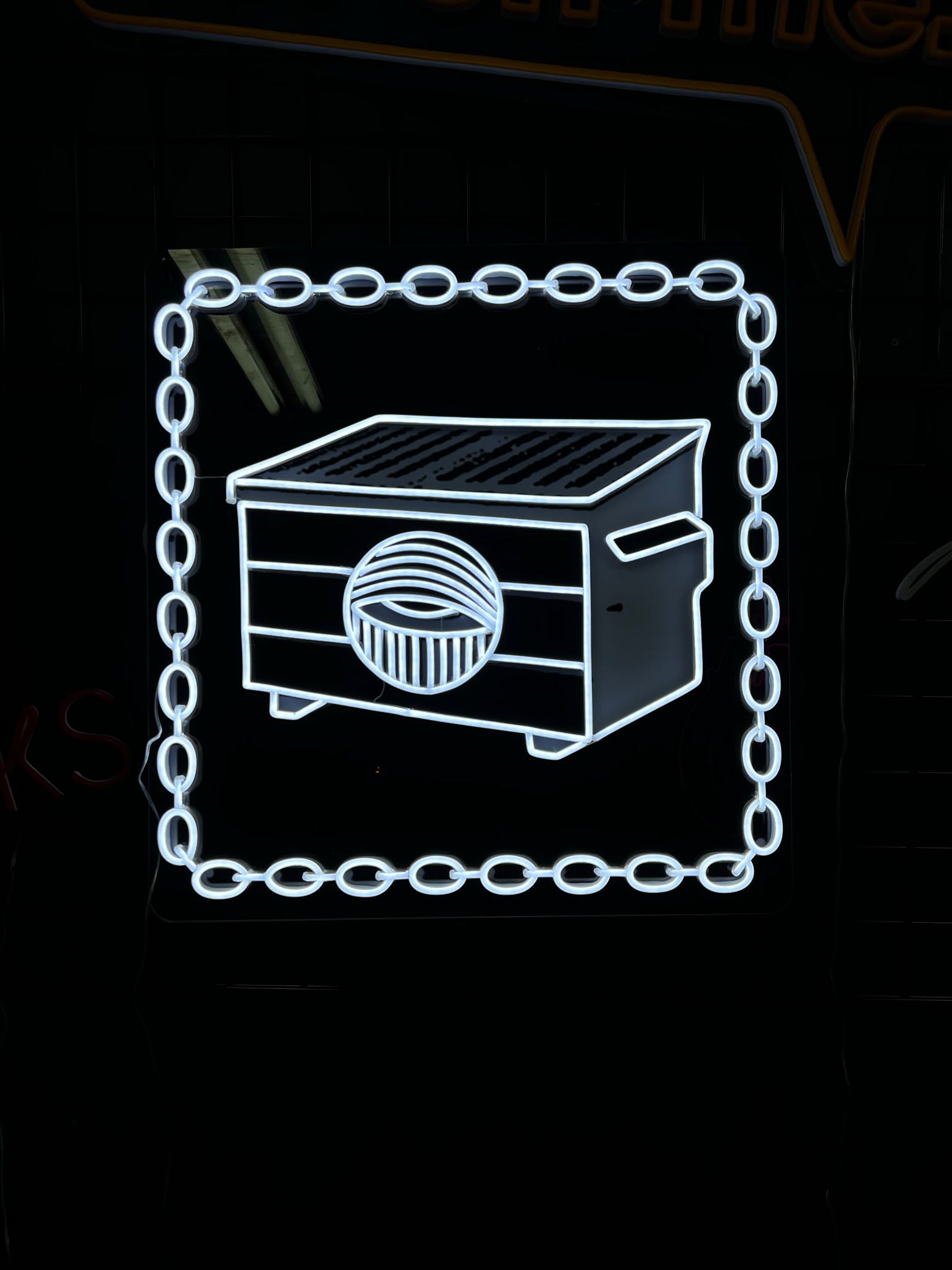 box neons sign